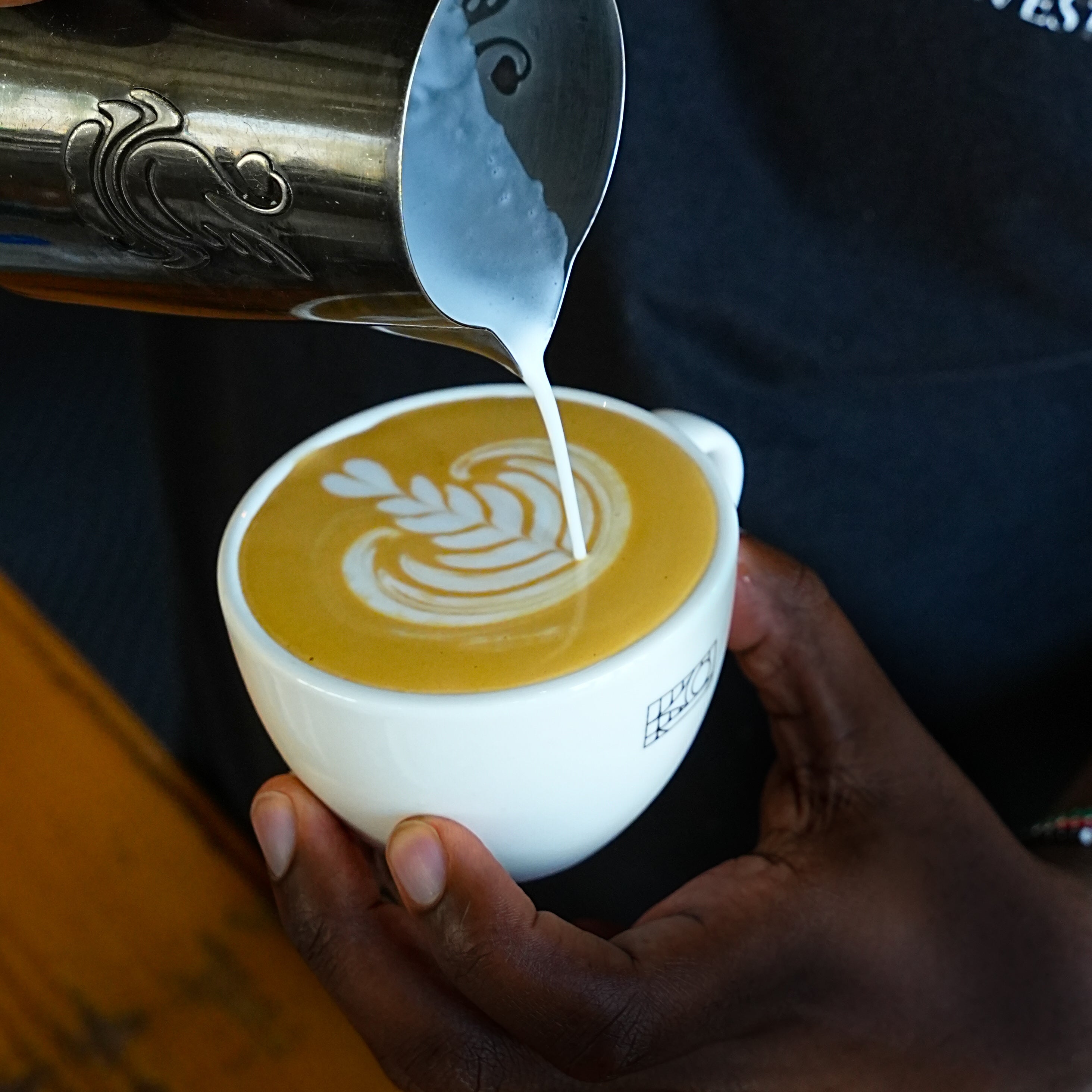 LATTE ART